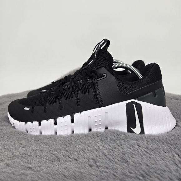 New Nike Free Metcon Black Anthracite Women's Workout Shoes Size